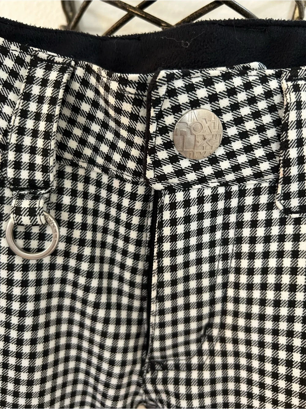 Unisex Roxy 5000 Special Edition Black and White Snow Pants. Sz XS